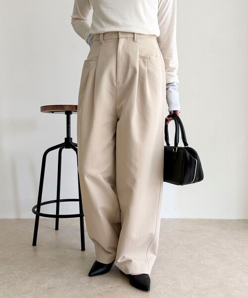 fredy emue(フレディエミュ)の「デザインポケットチノパンツ(チノパンツ・レディース・ブラック/ベージュ・36/38)」の13枚目の写真