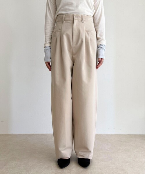 fredy emue(フレディエミュ)の「デザインポケットチノパンツ(チノパンツ・レディース・ブラック/ベージュ・36/38)」の17枚目の写真