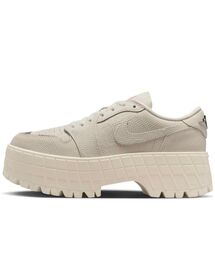 JORDAN BRAND(�W���[�_���u�����h)�̃G�A �W���[�_�� 1 �u���b�N���� LOW �E�B�����Y�V���[�Y / Air Jordan 1 Brooklyn Low Women's Shoes IR0835-110 Pale Ivory(�X�j�[�J�[)