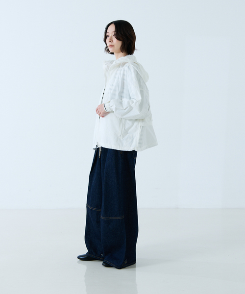 SOMETHING（サムシング）の「【atelier SOMETHING / アトリエ サムシング】DRAWSTRING BALLOON WIDE / ドローストリングバルーンワイド / デニムパンツ（デニムパンツ・レディース・ライトブルー/インディゴブルー・M/S）」の6枚目の写真