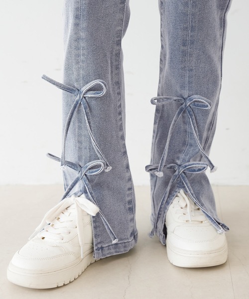 coca（coca）（コカ）の「キッズ　デニムリボンセミフレアパンツ（デニムパンツ・キッズ・ブルー/ブラック・150/140/130/120）」の8枚目の写真