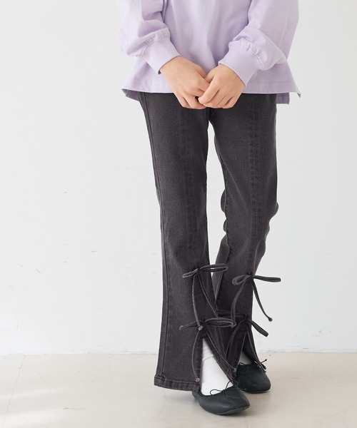 coca（coca）（コカ）の「キッズ　デニムリボンセミフレアパンツ（デニムパンツ・キッズ・ブルー/ブラック・150/140/130/120）」の12枚目の写真