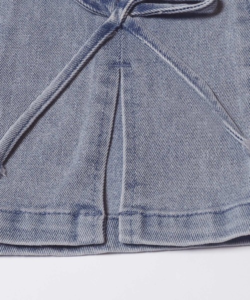 coca（coca）（コカ）の「キッズ　デニムリボンセミフレアパンツ（デニムパンツ・キッズ・ブルー/ブラック・150/140/130/120）」の16枚目の写真