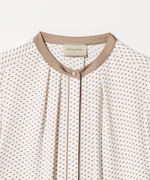 UNITED ARROWS(ユナイテッドアローズ)の「バイカラー パイピング ブラウス ‐ウォッシャブル‐(シャツ/ブラウス・レディース・オフホワイト/その他3/ダークグレー/その他7/その他5/その他9・FREE)」の18枚目の写真