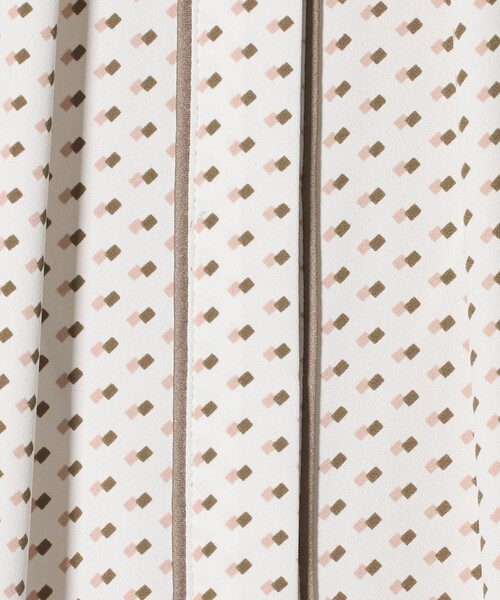 UNITED ARROWS(ユナイテッドアローズ)の「バイカラー パイピング ブラウス ‐ウォッシャブル‐(シャツ/ブラウス・レディース・オフホワイト/その他3/ダークグレー/その他7/その他5/その他9・FREE)」の19枚目の写真