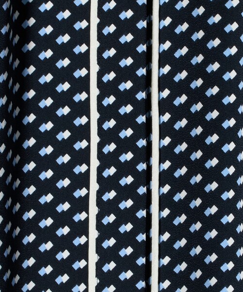 UNITED ARROWS(ユナイテッドアローズ)の「バイカラー パイピング ブラウス ‐ウォッシャブル‐(シャツ/ブラウス・レディース・オフホワイト/その他3/ダークグレー/その他7/その他5/その他9・FREE)」の22枚目の写真