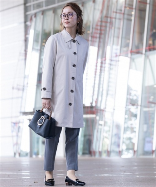 7days Life Styling(セブンデイズライフスタイリング)の「防花粉ライナー付きステンカラーコート(はっ水)<大きいサイズ有>(ダッフルコート・レディース・ネイビー/ベージュ・3L/LL/L/M/S)」の4枚目の写真