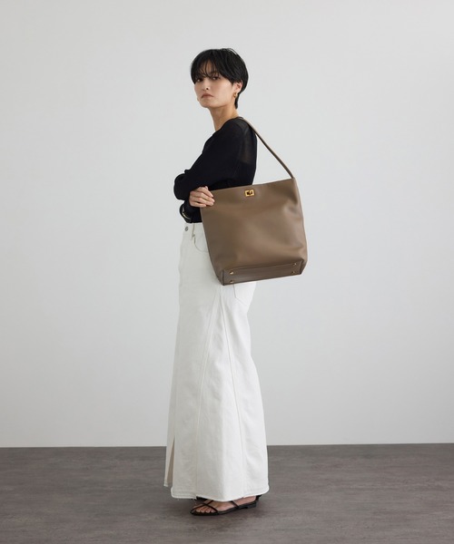 【ベージュ系（28）】【WEB限定】【W S(ドゥーブル)】ソフトレザーメタルロックバケットバッグ SALON adam et rope'｜【WEB限定】【W S(ドゥーブル)】ソフトレザー