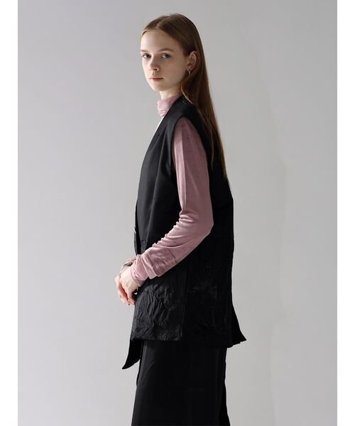 :ETHROF(イーサオブ)の「JACQUARD ASYMMETRY VEST(ベスト・レディース・ブラック・MEDIUM)」の21枚目の写真