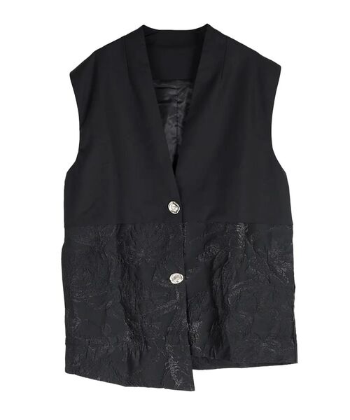 :ETHROF(イーサオブ)の「JACQUARD ASYMMETRY VEST(ベスト・レディース・ブラック・MEDIUM)」の2枚目の写真