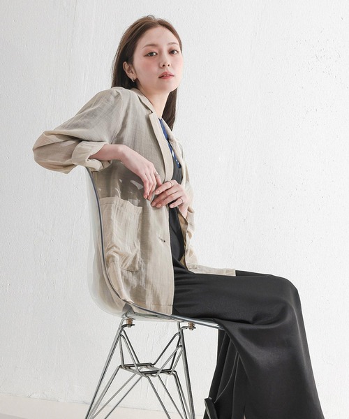 en CAnAF（エンカナフ）の「【羽織るだけで大人の抜け感】シアーテーラードジャケット（テーラードジャケット・レディース・ブラック/ベージュ/ブラウン・M）」の3枚目の写真