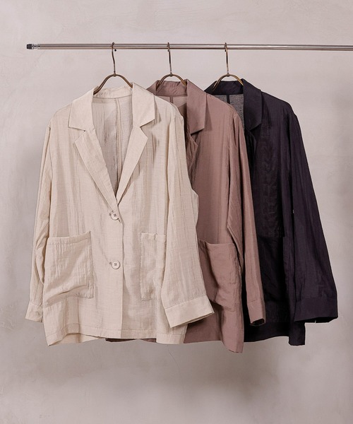 en CAnAF（エンカナフ）の「【羽織るだけで大人の抜け感】シアーテーラードジャケット（テーラードジャケット・レディース・ブラック/ベージュ/ブラウン・M）」の4枚目の写真