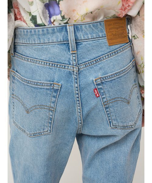 SNIDEL（スナイデル）の「【SNIDEL/Levi's®】別注デニム(31インチ)（デニムパンツ・レディース・ライトブルー・26/25/24/23）」の13枚目の写真
