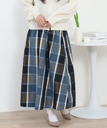 crossi（クロッシー）の「大判チェック柄タックスカート（スカート）」