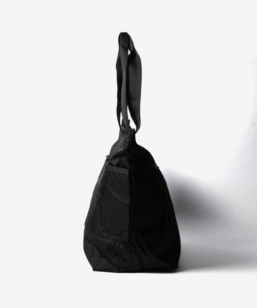 LeSportsac（レスポートサック）の「LeSportsac CARLIN ZIP TOP TOTE BAG レスポートサック カーリン ジップトップ   トートバッグ（トートバッグ・レディース・ブラック系1・FREE）」の14枚目の写真