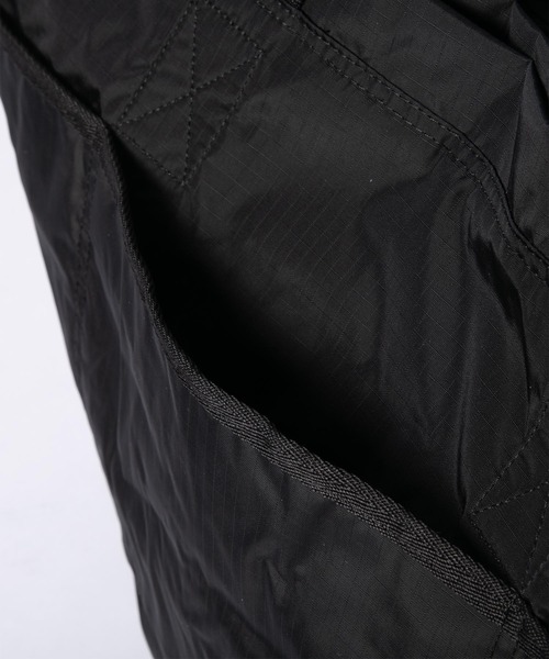 LeSportsac（レスポートサック）の「LeSportsac CARLIN ZIP TOP TOTE BAG レスポートサック カーリン ジップトップ   トートバッグ（トートバッグ・レディース・ブラック系1・FREE）」の3枚目の写真