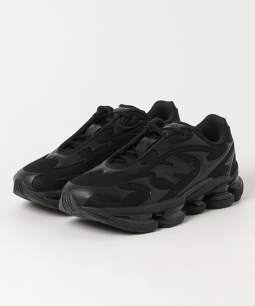 NEW BALANCE(ニューバランス)の「U2000 78C(スニーカー・メンズ・ブラック・27.0cm/27.5cm/28.0cm/26.0cm/26.5cm/28.5cm/29.0cm)」の1枚目の写真