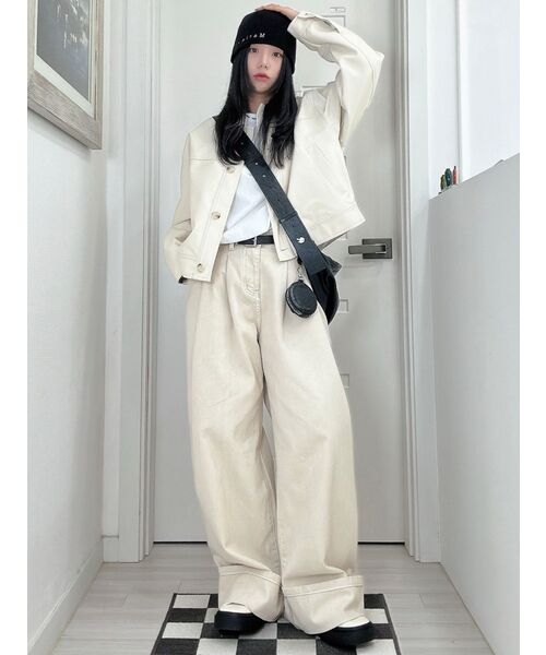 MIM the wardrobe(ミームザワードローブ)の「モンタクラックレザーメッセンジャーバッグ_ブラック(メッセンジャーバッグ・レディース・その他・FREE)」の22枚目の写真
