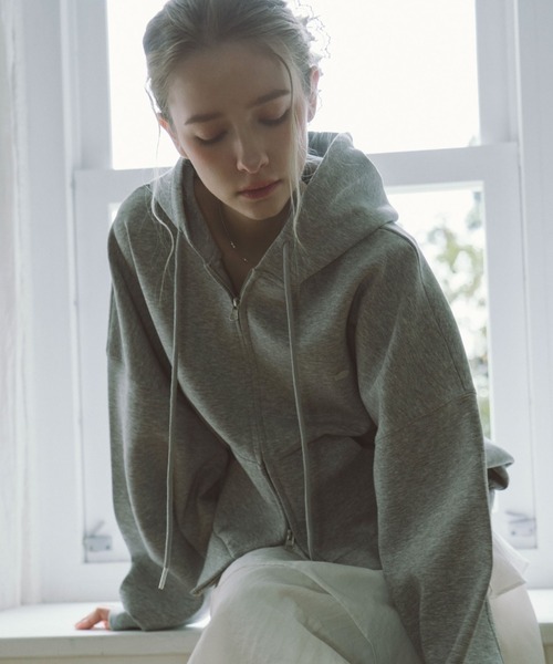 archives(アルシーヴ)の「Wzipダンボールパーカー(パーカー・レディース・グレー/アイボリー/オートミール・MEDIUM)」の9枚目の写真