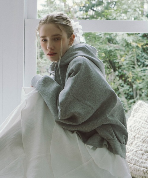 archives(アルシーヴ)の「Wzipダンボールパーカー(パーカー・レディース・グレー/アイボリー/オートミール・MEDIUM)」の6枚目の写真