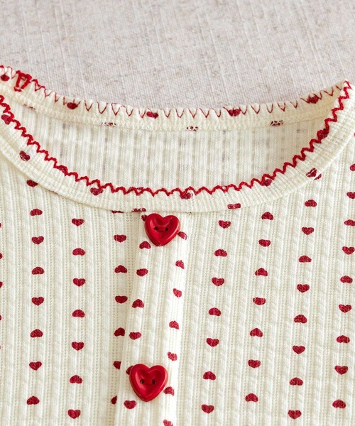 aimoha（アイモハ）の「【aimoha-KIDS-】キッズ　ハートドットリブニットトップス（Tシャツ/カットソー・キッズ・オフホワイト/ダークグレー・90/100/110/120/130）」の7枚目の写真