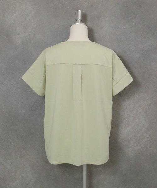 STUDIO PICONE(スタジオピッコーネ)の「ビーズ刺繍UV冷感プルオーバー(Tシャツ/カットソー・レディース・ホワイト/ライトグリーン/ブラウン/ブラック・M/LL/L)」の11枚目の写真