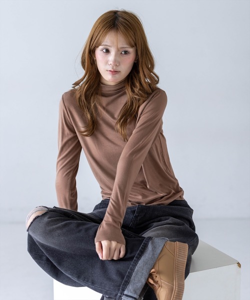 clear(クリア)の「ハイネックベーシックカットソー(Tシャツ/カットソー・レディース・ブラック/オフホワイト/モカ/グレー・F)」の1枚目の写真