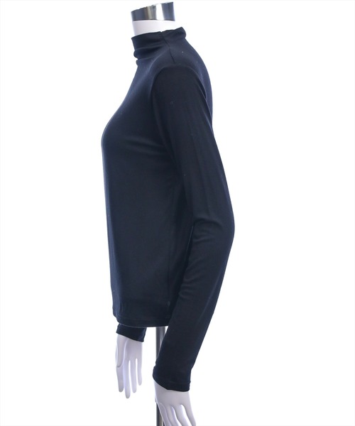 clear（クリア）の「ハイネックベーシックカットソー[カジュアル 着回し抜群 大人]≪新作≫（Tシャツ/カットソー・レディース・ブラック/オフホワイト・F）」の11枚目の写真