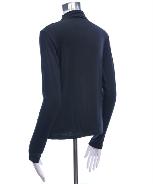 clear（クリア）の「ハイネックベーシックカットソー[カジュアル 着回し抜群 大人]≪新作≫（Tシャツ/カットソー・レディース・ブラック/オフホワイト・F）」の12枚目の写真