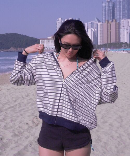 HAVISM(ヘビズム)の「WP STRIPE THIN ZIP UP HOOD(NAVY)(パーカー・レディース・その他・ONE SIZE)」の8枚目の写真