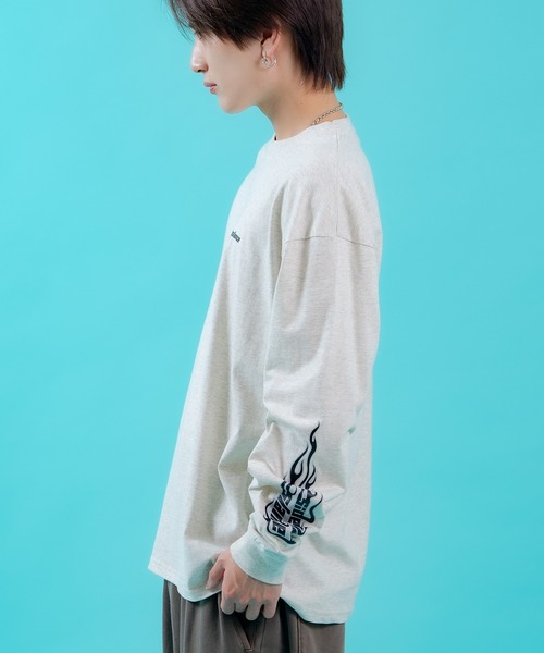 SIDEWAY STANCE(サイドウェイスタンス)の「【SIDEWAY STANCE】アームプリント 長袖 Tシャツ(Tシャツ/カットソー・メンズ・ブラック/ホワイト系/ホワイト系1/ホワイト/ライトグレー/ライトグレー系/ブラック系1/ブラック系/ブルー系1・SMALL/MEDIUM/LARGE/X-LARGE)」の17枚目の写真