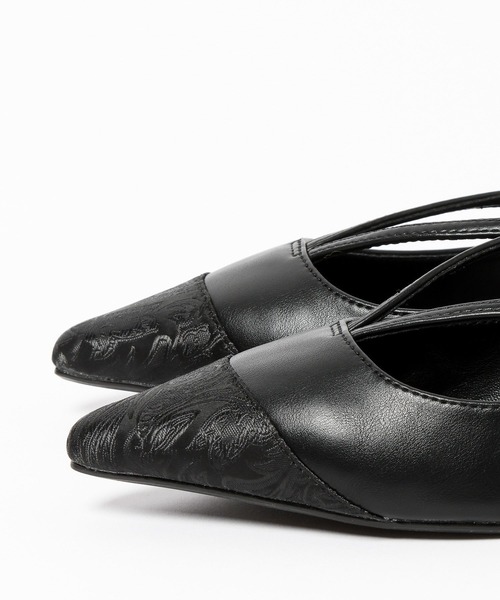 HARE(ハレ)の「ジャガードキリカエフラットパンプス(HARE)(パンプス・レディース・ブラック・MEDIUM/LARGE)」の13枚目の写真