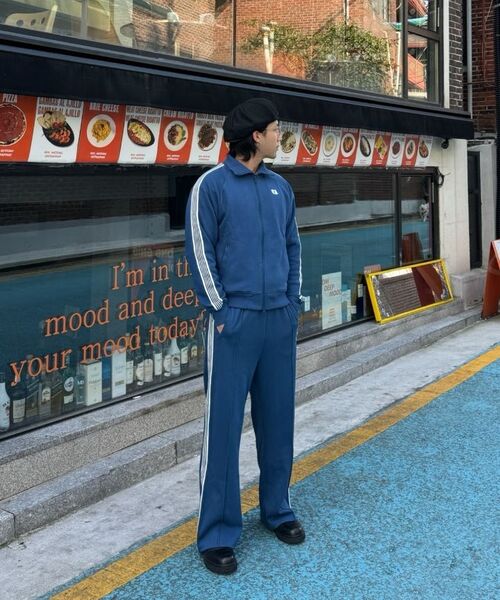 URBANAGE(アーバンエイジ)の「アセンティックライントラックパンツ_ブルー(スウェットパンツ・レディース・その他・MEDIUM/LARGE/X-LARGE/WS)」の12枚目の写真