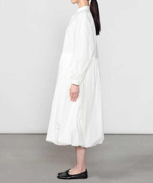 HAVERSACK（ハバーザック）の「HAVERSACK | 〈別注〉長袖 シャツワンピース WOMEN（ワンピース・レディース・ホワイト/ネイビー・0）」の11枚目の写真