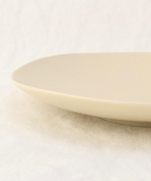 212 KITCHEN STORE(トゥワントゥキッチンストア)の「四方マットプレート IV(食器・レディース・その他・00)」の6枚目の写真