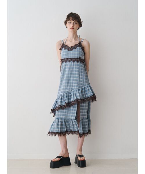 jouetie（ジュエティ）の「レースドッキングフリルキャミワンピース（ワンピース・レディース・グレー/ブルー/ブラック・MEDIUM）」の22枚目の写真