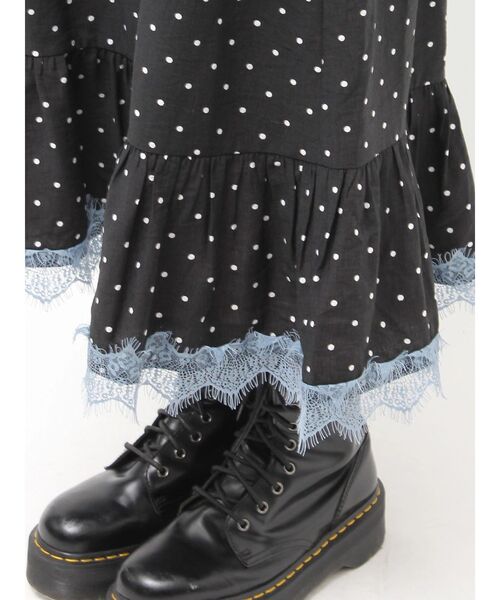 jouetie（ジュエティ）の「レースドッキングフリルキャミワンピース（ワンピース・レディース・グレー/ブルー/ブラック・MEDIUM）」の6枚目の写真