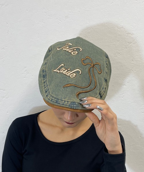 ROGER AND RAW(ロジャーアンドロウ)の「ブリーチデニムリボン刺繍ハンチング(ハンチング/ベレー帽・レディース・ブルー・FREE)」の6枚目の写真