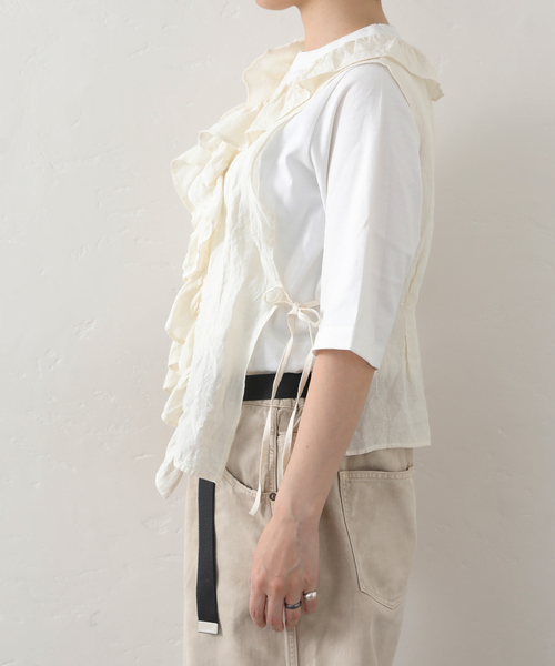 JOURNAL STANDARD LUXE（ジャーナルスタンダード　ラックス）の「リネンワッシャー フリルジレ（シャツ/ブラウス・レディース・ブラック/ホワイト・FREE）」の16枚目の写真