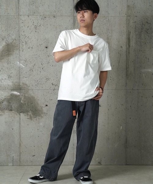 FRUIT OF THE LOOM（フルーツオブザルーム）の「"05"≪FRUIT OF THE LOOM≫パックT 7.0oz ヘビーウェイト Tシャツ(胸ポケットあり)（Tシャツ/カットソー・メンズ・ブラック/オフホワイト・LARGE/MEDIUM/X-LARGE）」の6枚目の写真
