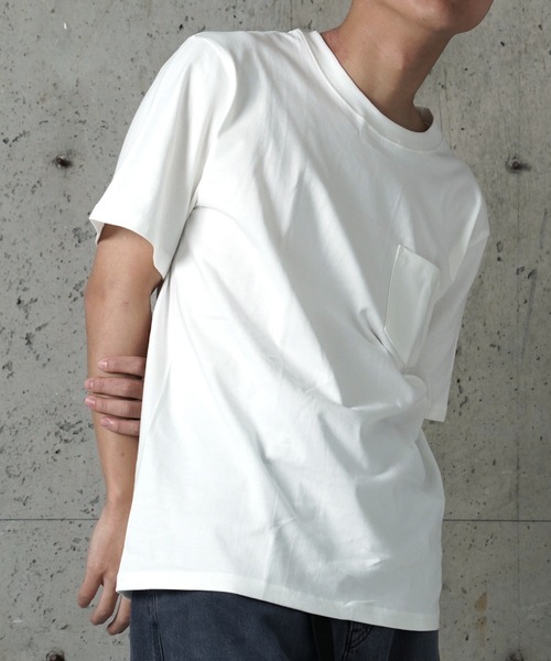 FRUIT OF THE LOOM（フルーツオブザルーム）の「"05"≪FRUIT OF THE LOOM≫パックT 7.0oz ヘビーウェイト Tシャツ(胸ポケットあり)（Tシャツ/カットソー・メンズ・ブラック/オフホワイト・LARGE/MEDIUM/X-LARGE）」の7枚目の写真