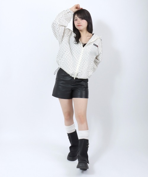 mihns closet(ミンズクローゼット)の「別注 mihns closet 総柄ブルゾンパーカー/ダブルジップ/春ライトアウター/ドット 水玉 チェック(ナイロンジャケット・レディース・グリーン系その他/ブラウン系その他/ホワイト系その他/ブラック系その他・L/M/S)」の9枚目の写真