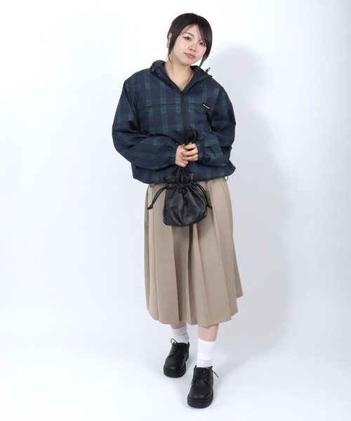 mihns closet(ミンズクローゼット)の「別注 mihns closet 総柄ブルゾンパーカー/ダブルジップ/春ライトアウター/ドット 水玉 チェック(ナイロンジャケット・レディース・グリーン系その他/ブラウン系その他/ホワイト系その他/ブラック系その他・L/M/S)」の19枚目の写真