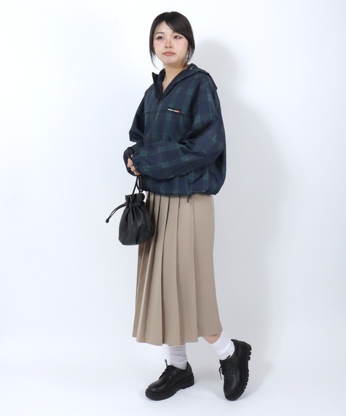 mihns closet(ミンズクローゼット)の「別注 mihns closet 総柄ブルゾンパーカー/ダブルジップ/春ライトアウター/ドット 水玉 チェック(ナイロンジャケット・レディース・グリーン系その他/ブラウン系その他/ホワイト系その他/ブラック系その他・L/M/S)」の22枚目の写真