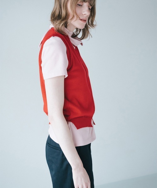soduk(スドーク)の「【soduk】26SS新作 notch notch vest / ノッチノッチベスト(ベスト・レディース・ブラック/グレー/レッド・ONE SIZE)」の9枚目の写真