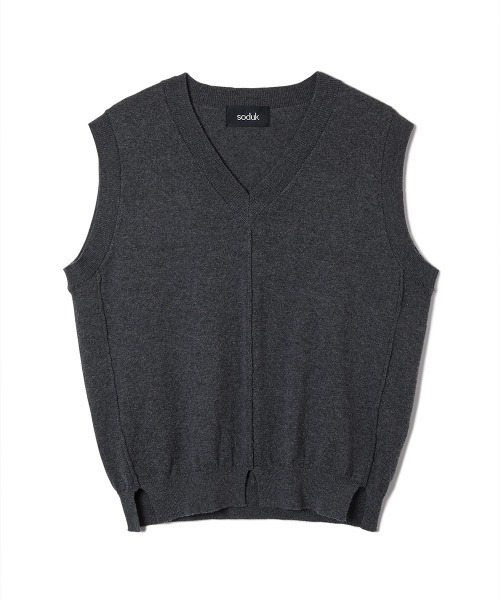 soduk(スドーク)の「【soduk】26SS新作 notch notch vest / ノッチノッチベスト(ベスト・レディース・ブラック/グレー/レッド・ONE SIZE)」の6枚目の写真