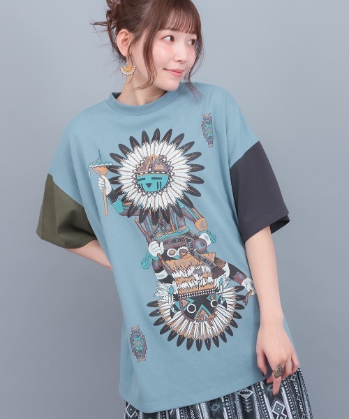 チチカカ(チチカカ)の「カッチーナプリントTシャツ(Tシャツ/カットソー・レディース・その他1/ブラック/アイボリー・FREE)」の2枚目の写真