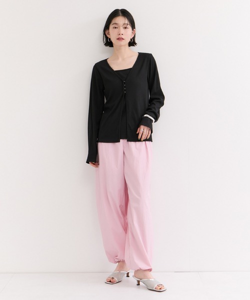 le cercle ADAM ET ROPE'(ルセルクルアダムエロペ)の「レイヤード風トップス(Tシャツ/カットソー・レディース・ブラック/サックスブルー/ブラウン系その他3・FREE)」の4枚目の写真