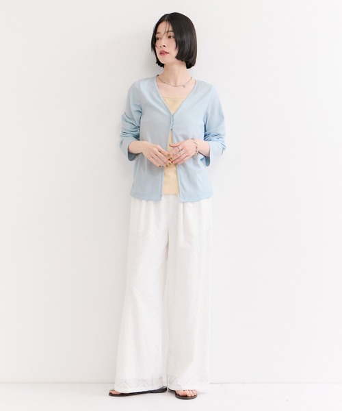 le cercle ADAM ET ROPE'(ルセルクルアダムエロペ)の「レイヤード風トップス(Tシャツ/カットソー・レディース・ブラック/サックスブルー/ブラウン系その他3・FREE)」の7枚目の写真