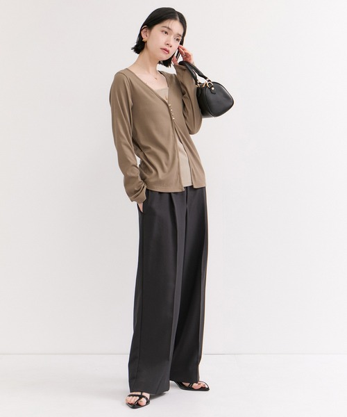 le cercle ADAM ET ROPE'(ルセルクルアダムエロペ)の「レイヤード風トップス(Tシャツ/カットソー・レディース・ブラック/サックスブルー/ブラウン系その他3・FREE)」の9枚目の写真